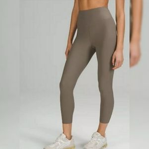 Lululemon Base Pace High-Rise Tight Leggings 23" Ribbed Nulux Size 4 Rover